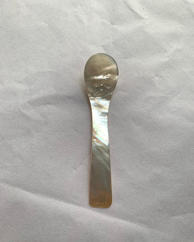 Individual Luxury Mother of Pearl Cosmetic Spoon | Shell Spoon | Moisturizer Application Spoon - YGN Collective