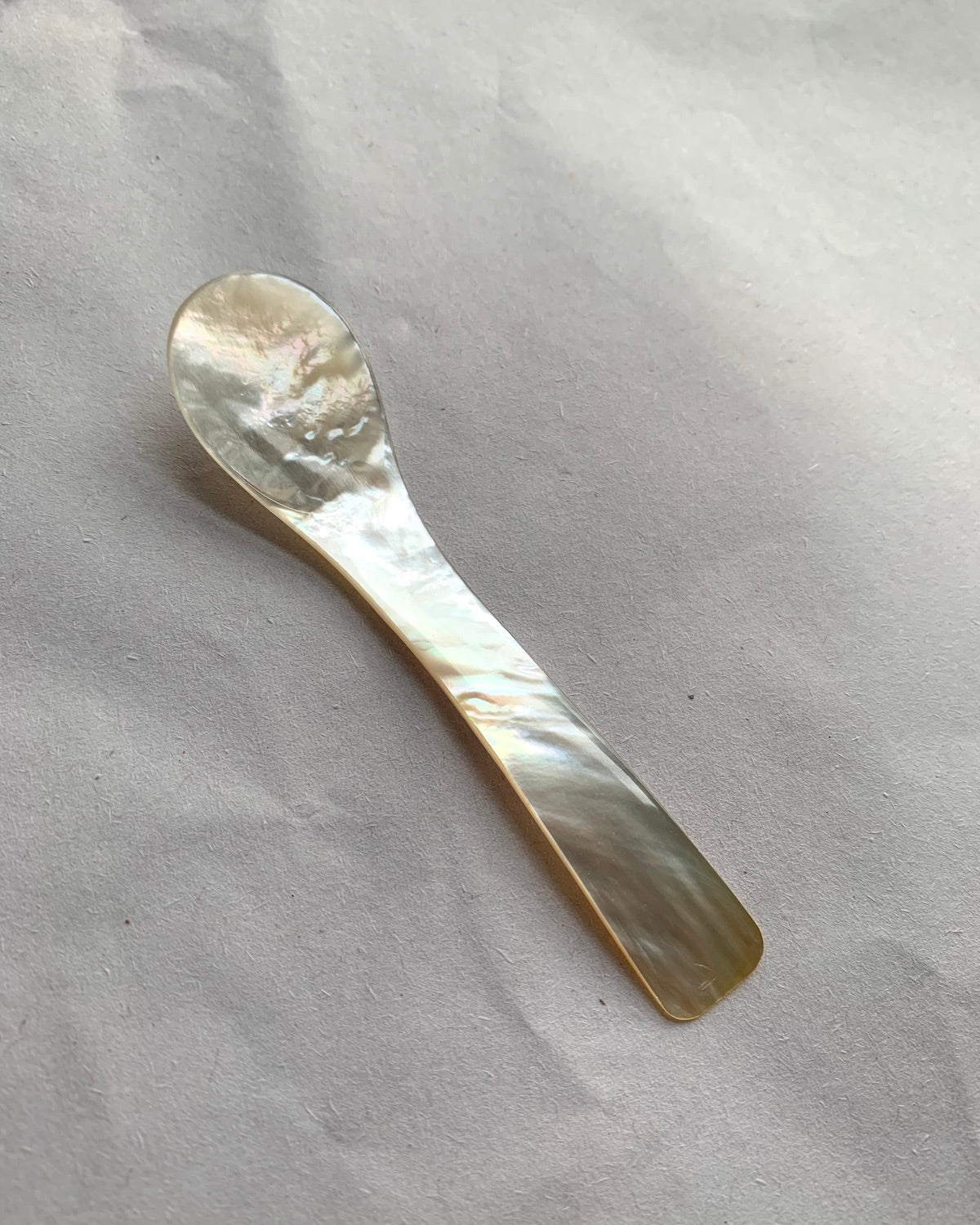 Individual Luxury Mother of Pearl Cosmetic Spoon | Shell Spoon | Moisturizer Application Spoon - YGN Collective