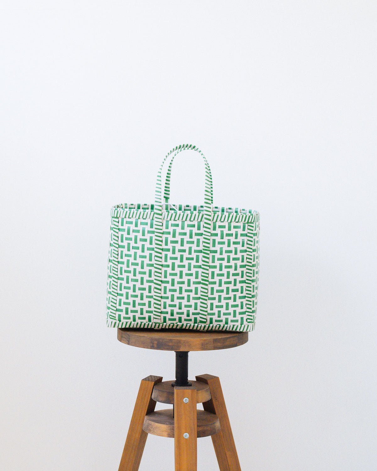 Original Basket in Green and White | Shopper Bag | Beach Basket - YGN Collective